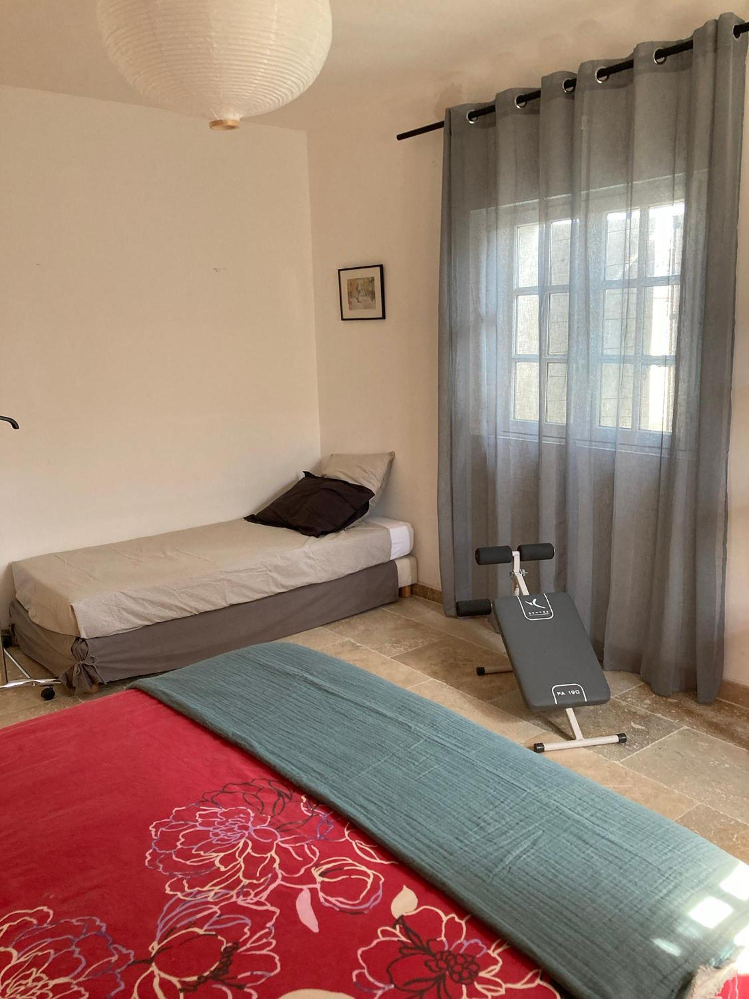Chambres Independantes En Plein Centre Historique Beaucaire  Kültér fotó
